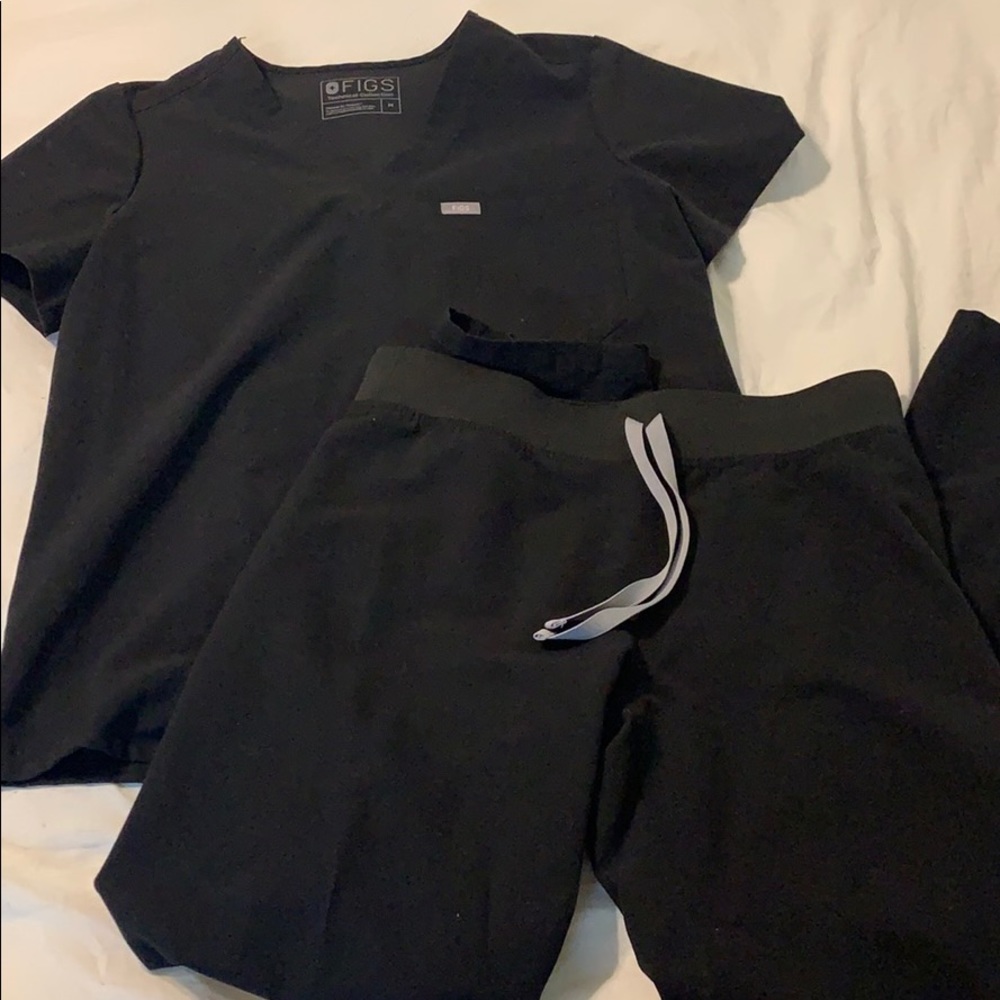 Figs black scrub set size medium